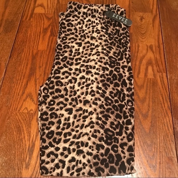 𝅺LEOPARD print leggings. Plus size. NWT - Picture 5 of 6